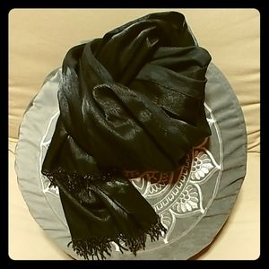 Sleek Shimmering Scarf